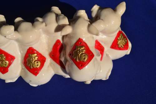 Chinese Ornament - 10 Pigs at Water Trough