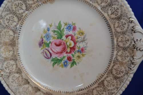 Simpsons (Potters) Ltd - Solian Ware Cake Plate and Three Side Plates