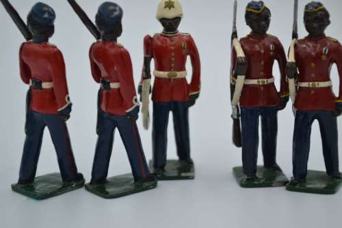 Vintage Metal Hand Painted Soldiers x 5