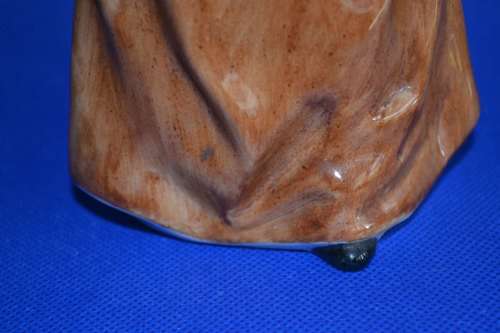 Royal Doulton Figurine `Teatime` HN2255