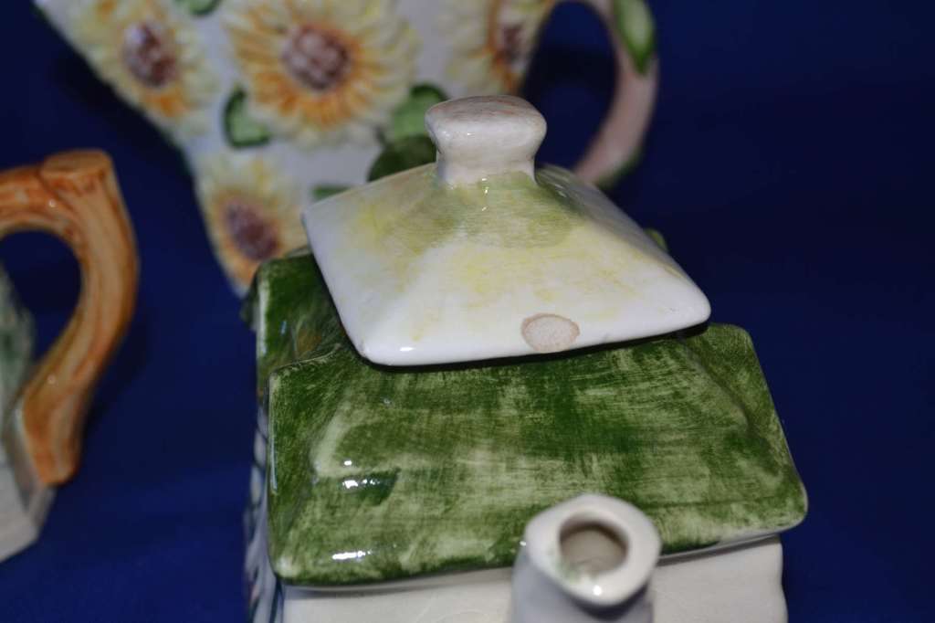 Assorted Tea Pots - 4 Pieces