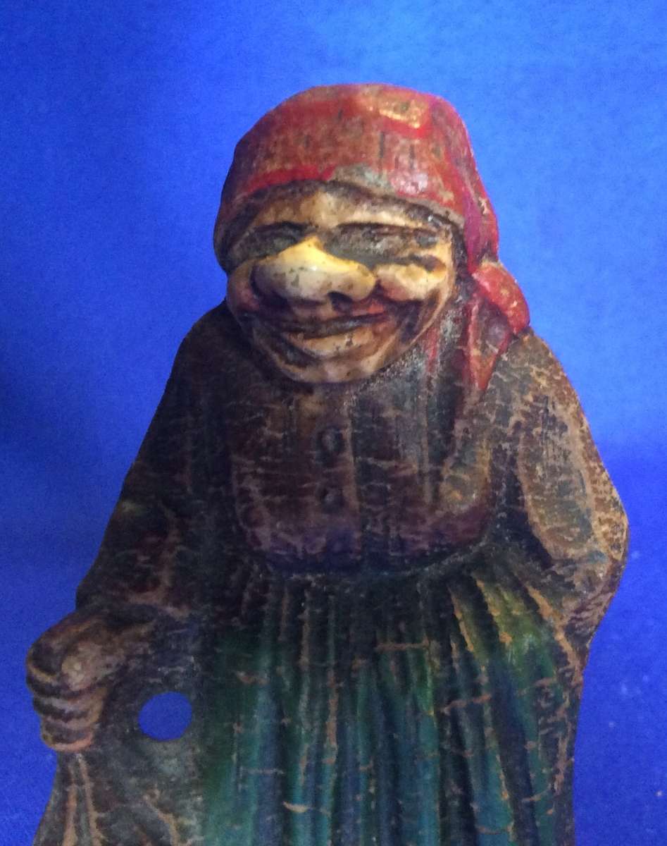 Assorted Vintage Ornaments 4 Pieces