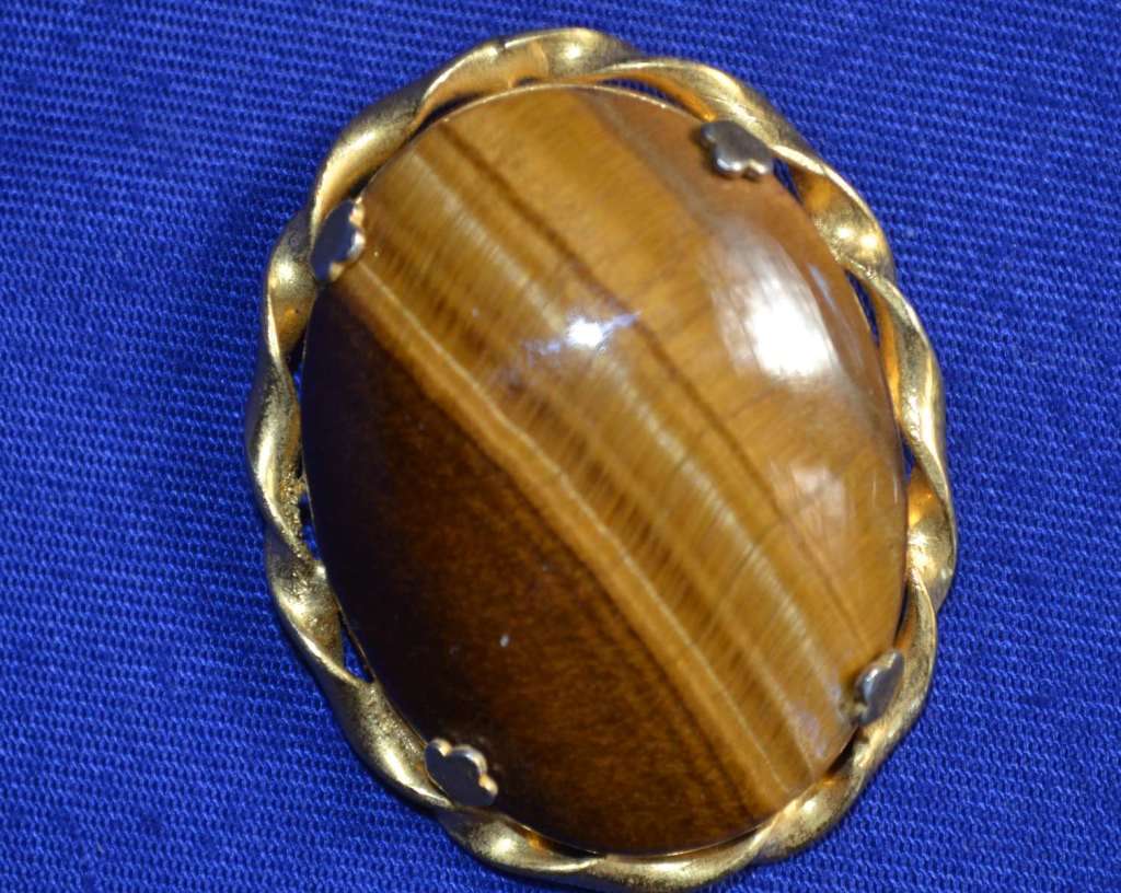 Assorted Vintage Brooches - 5 Pieces