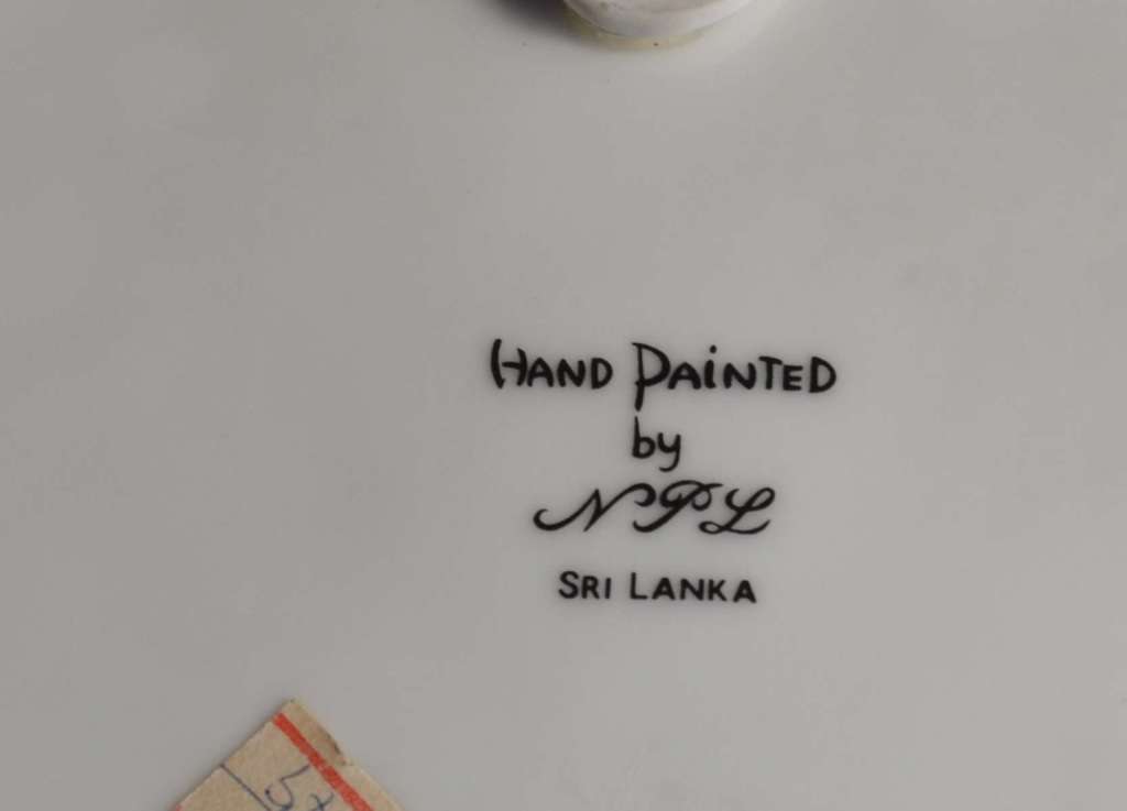 Assorted Souvenir / Collectors Plates - 6 Pieces