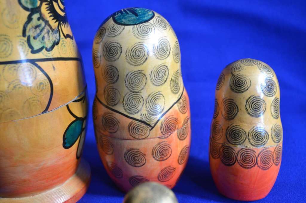 5 Piece Wooden Russian Nesting Dolls - Vintage 1970`s