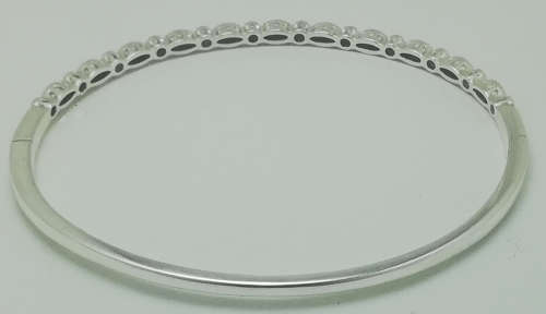 Pandora Sterling Silver Alluring Briliant Marquise Bangle (21 cm No:3)