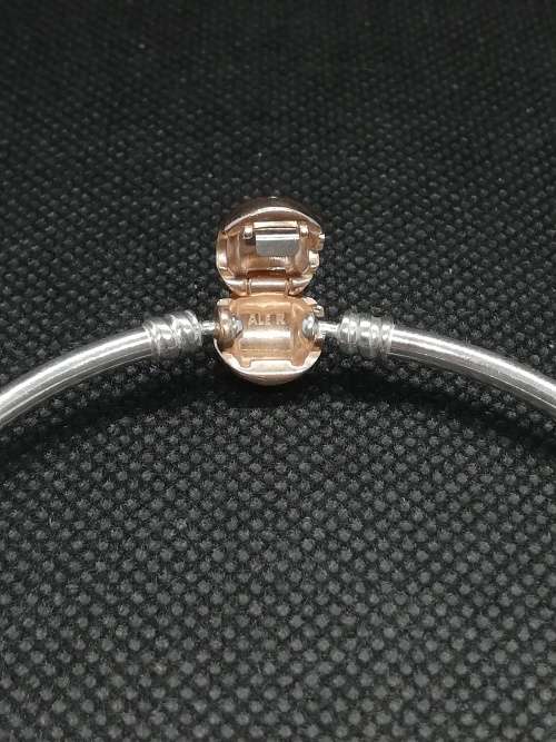 Sterling Silver Moments Bangle with Pandora Rose Clasp (Size:21cm)