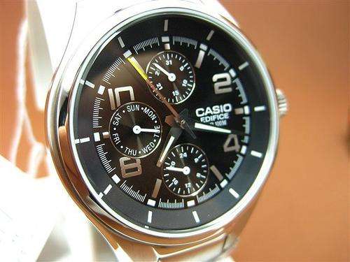 BRAND NEW....Casio Mens Edifice Stainless Steel Chronograph Watch .... BRAND NEW!!