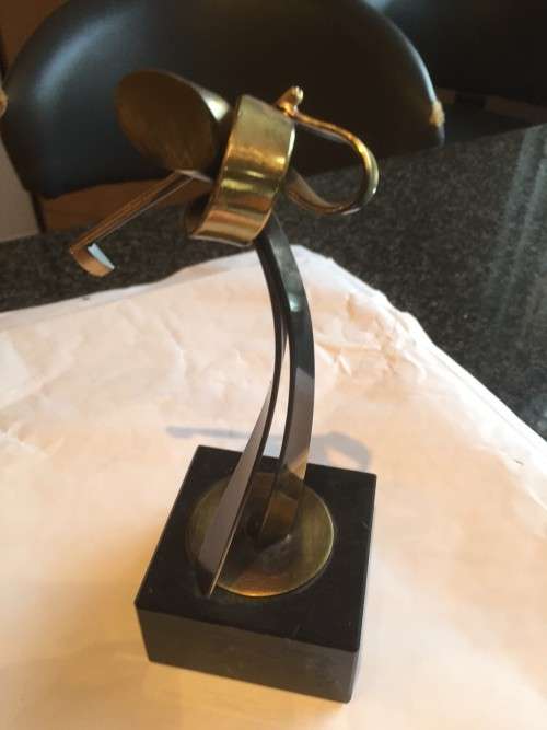 abstract bronze/brass golfer desktop SCULPTURAL PIECE