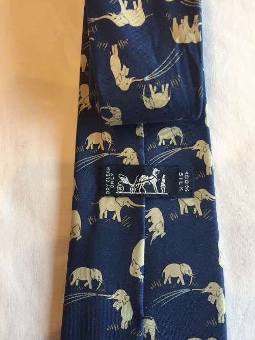 GENUINE HERMES PARIS !! 100% PURE SILK !! BLUE ELEPHANT SILK TIE-MADE IN FRANCE
