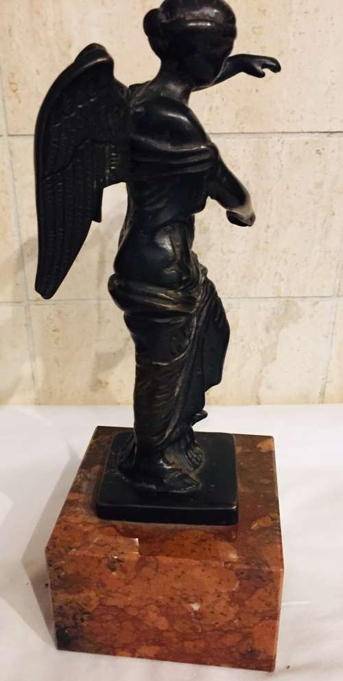 BRONZE SCULPTURE `THE WINGED VICTORY` BEAUTIFUL SCULPTURE ON ITALIAN MARBLE PLINTH - MADE IN ITALY