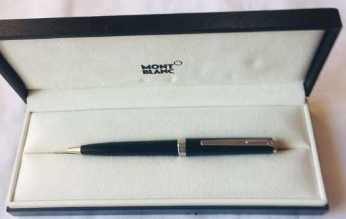 MONT BLANC PIX BALLPOINT PEN BLACK WITH PLATINUM COATED TRIM IN BOX INCLUDES REFILL