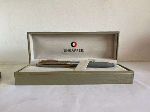 SHEAFFER FOUNTAIN PEN WITH 14K GOLD NIB WHITE DOT SILVER AND GREY WITH GOLD TRIM IN ORIGINAL BOX