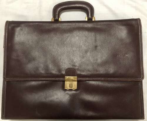 VINTAGE BROWN BRIEFCASE WITH LOCK - VARIOUS SPACIOUS FOLDERS
