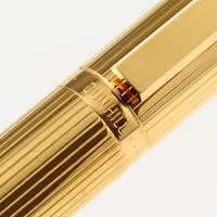 VINTAGE ALFRED DUNHILL GOLD PLATED PINSTRIPE GUILLOCHEE FOUNTAIN PEN WITH 14K GOLD NIB