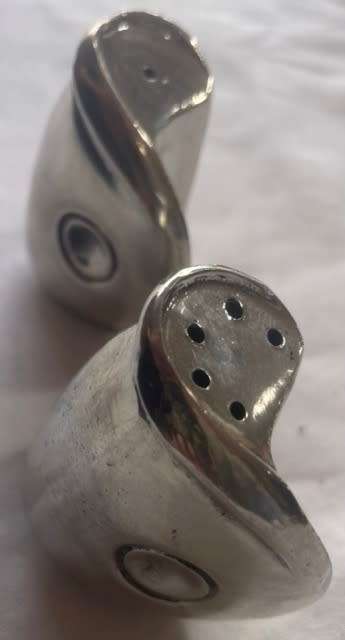 CARROL BOYES SILVER SET OF SALT AND PEPPER SHAKERS UNUSED