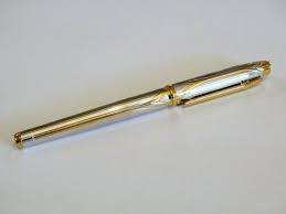 ELYSEE PARTHENON BI-COLOR PLATINUM AND GOLD FOUNTAIN PEN WITH 18K EF GOLD NIB IN EXCELLENT CONDITION