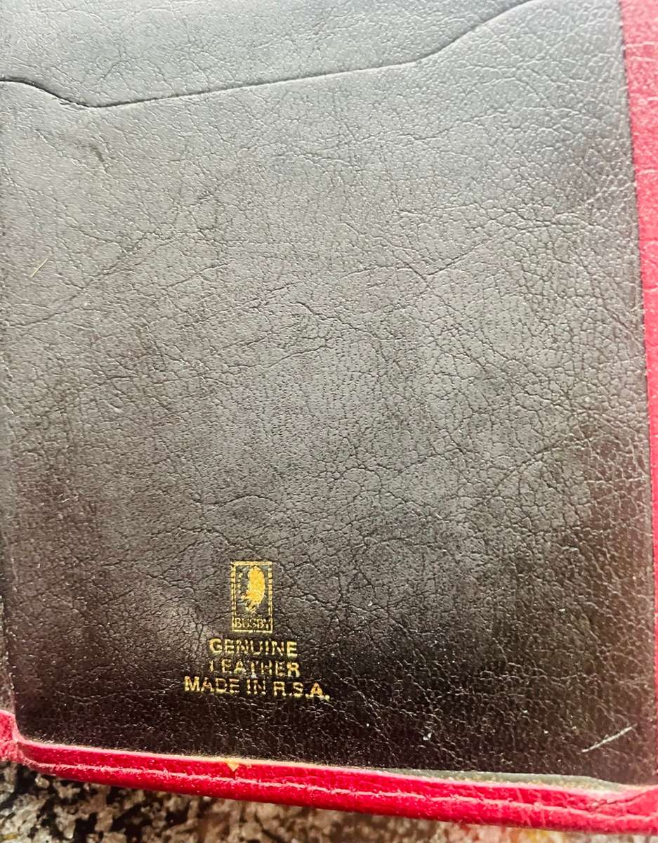 BUSBY MAROON LEATHER A4 RING FILE FOLDER AND NOTEPAD HOLDER IN EXCELLENT CONDITION