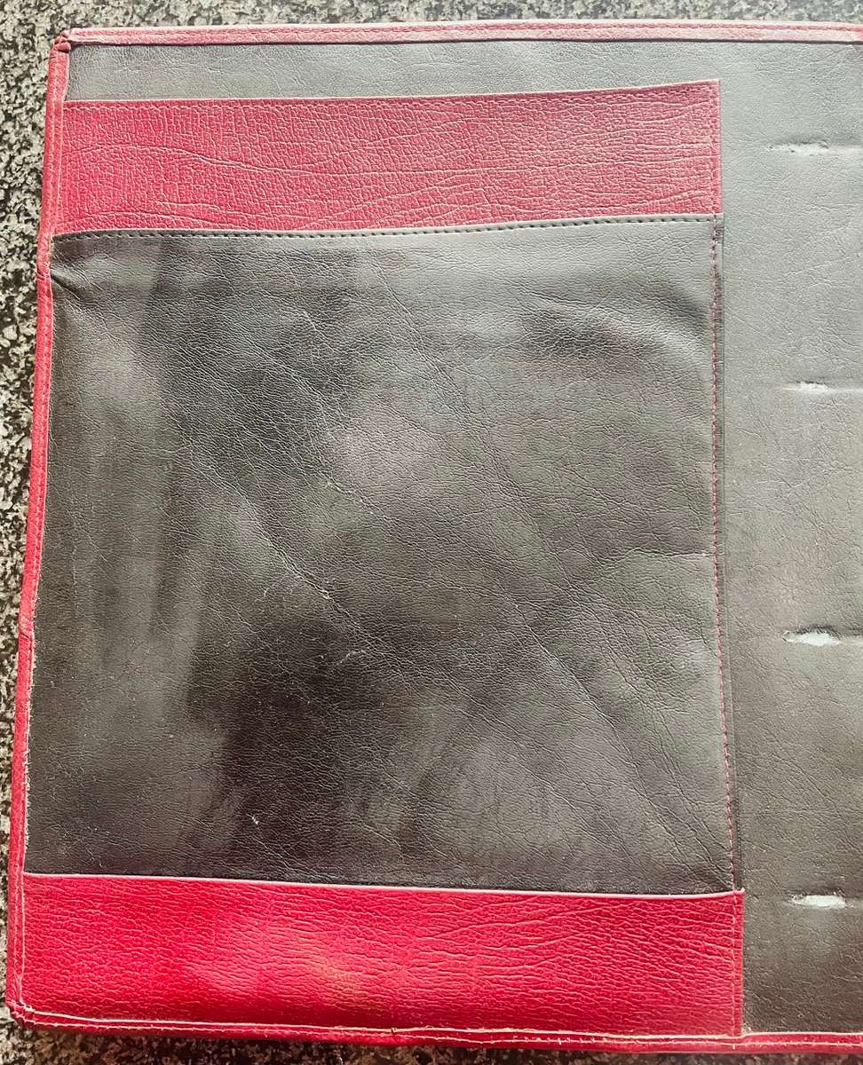 BUSBY MAROON LEATHER A4 RING FILE FOLDER AND NOTEPAD HOLDER IN EXCELLENT CONDITION