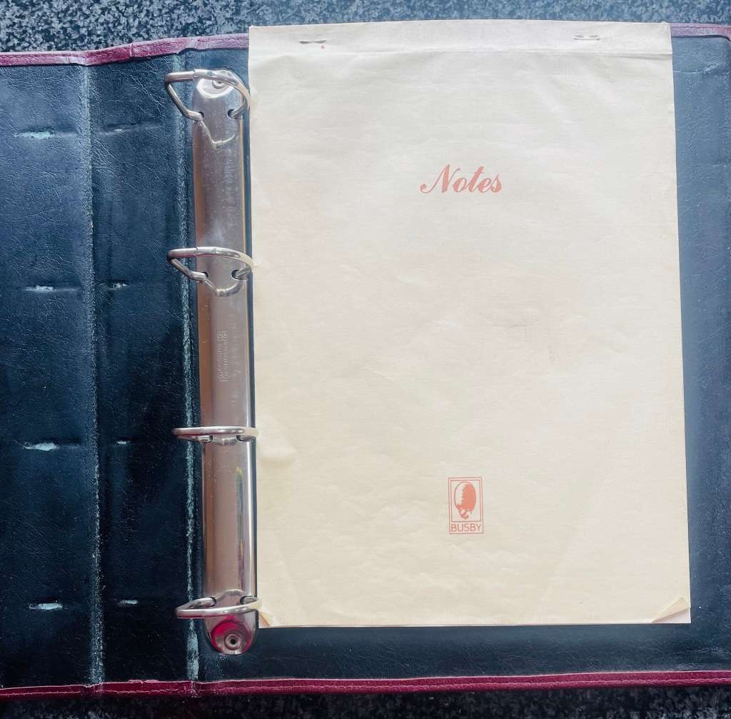 BUSBY MAROON LEATHER A4 RING FILE FOLDER AND NOTEPAD HOLDER IN EXCELLENT CONDITION