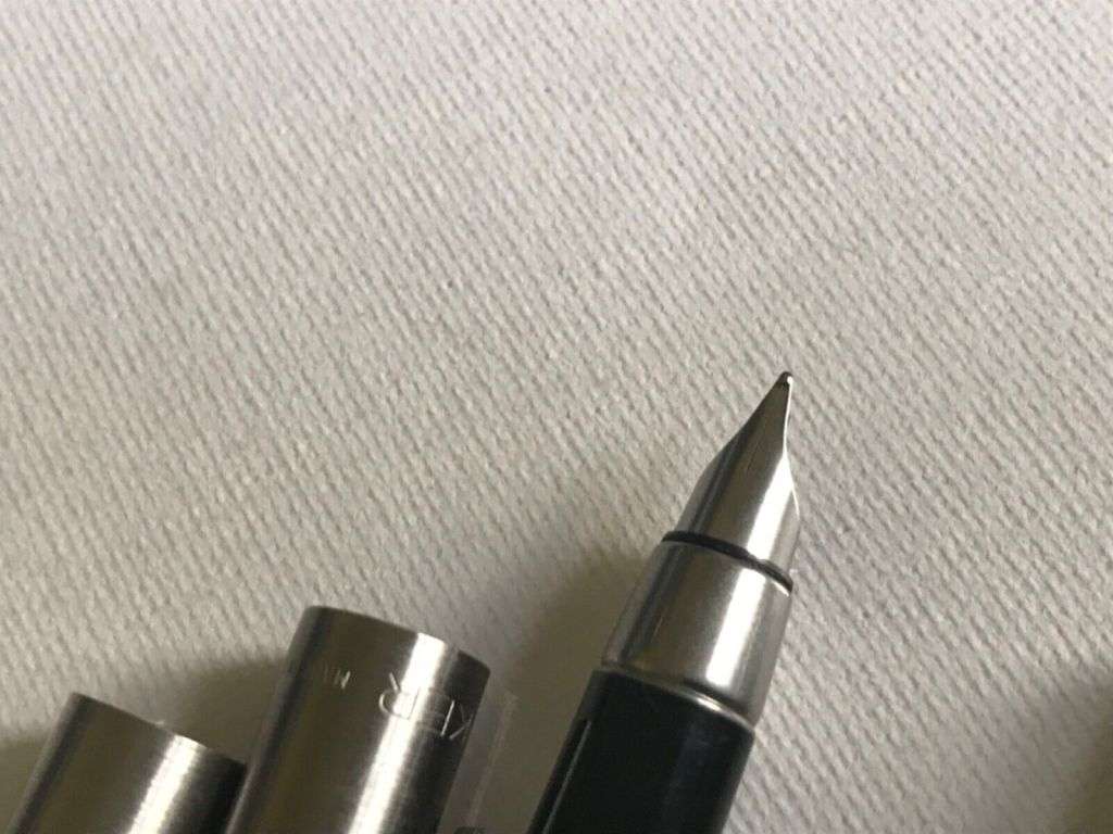 PARKER 25 VINTAGE BRUSHED STEEL FOUNTAIN PEN, BALLPOINT PEN & PENCIL TRIO SET IN BOX