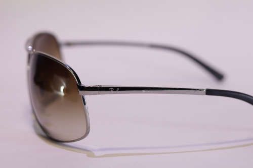 Ray Ban RB 3387 sungalsses