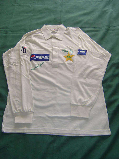Pakistan Signed Player Issue Test Match Shirt