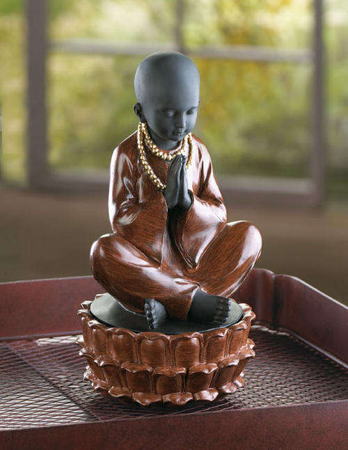 ** READ BEFORE BIDDING ** Sitting Monk Treasure Box