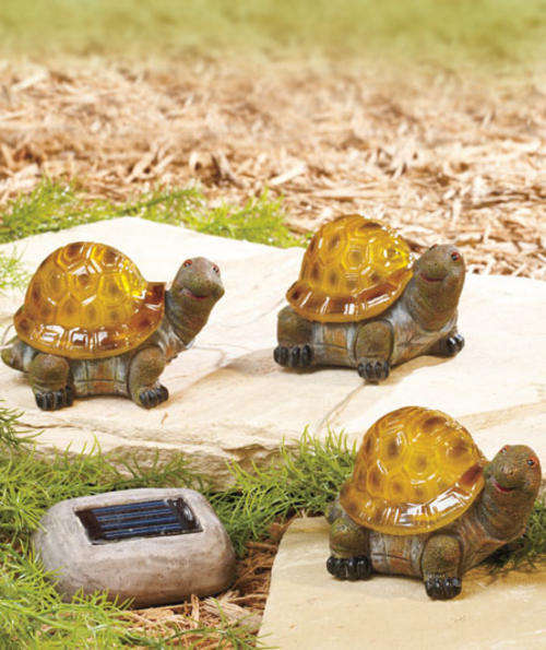 ** READ BEFORE BIDDING ** Set Of 3 Solar Turtles