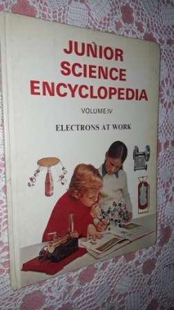 Junior Science Encyclopedia  Volumes 1 ,3 ,4 ,5