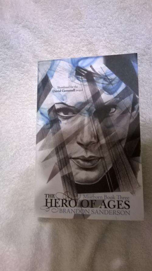 The Hero of Ages Mistborn book 3 - Brandon Sanderson