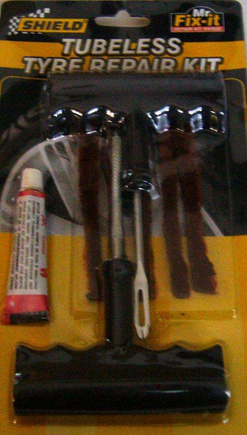 TUBELESS TYRE REPAIR KIT