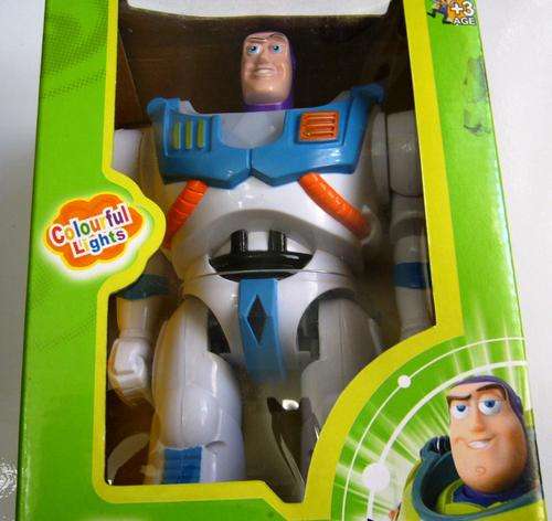 TOY STORY BUZZ LIGHT YEAR BATTERY OPERATED ROBOT WITH LIGHT AND SOUND