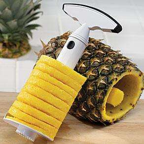 EASY PINEAPPLE SLICER FOR PERFECT PINEAPPLE PIECES