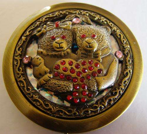 ANTIQUE STYLE DOUBLE COMPACT LOVE BEAR MIRROR CASE