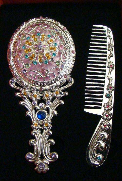 ANTIQUE SILVER MIRROR AND COMB FLOWER SET WITH SIMULATED GEMSTONES + FREE XMAS GIFT