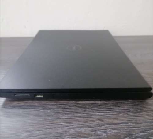 Dell Inspiron 15 3000 Series