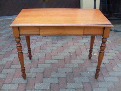 WOW! STYLISH CLASS & BEAUTIFULLY CRAFTED CONSOL, CUTLERY,  DESK OR ENTRY TABLE 1 DRAWER, TURNED LEGS