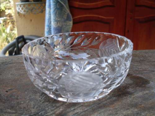 STUNNING VINTAGE AND ELEGANT ROSECUT CRYSTAL SWEETIE BOWL