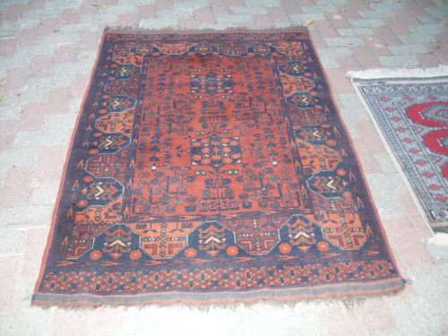 STUNNING COLOURS INK BLUE & RUST ORIENTAL/PERSIAN? AFGHAN?? RUG/CARPET DETAILED FLORAL & GEOMETRIC