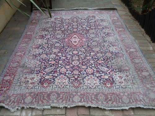 VINTAGE CHARACTERFUL & DESIRABLY WORN INDO PERSIAN SILK KASHMIR CARPET WOW!!