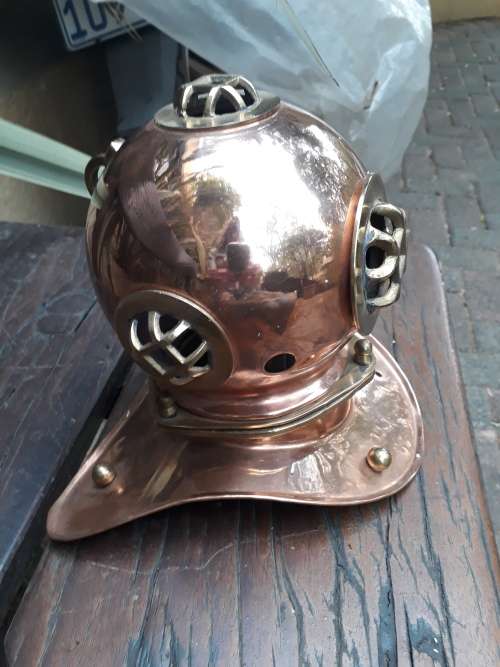 GREAT MAN CAVE/PUB/DESK  DECOR PIECE LARGE VINTAGE COPPER & BRASS DEEP SEA DIVING HELMET