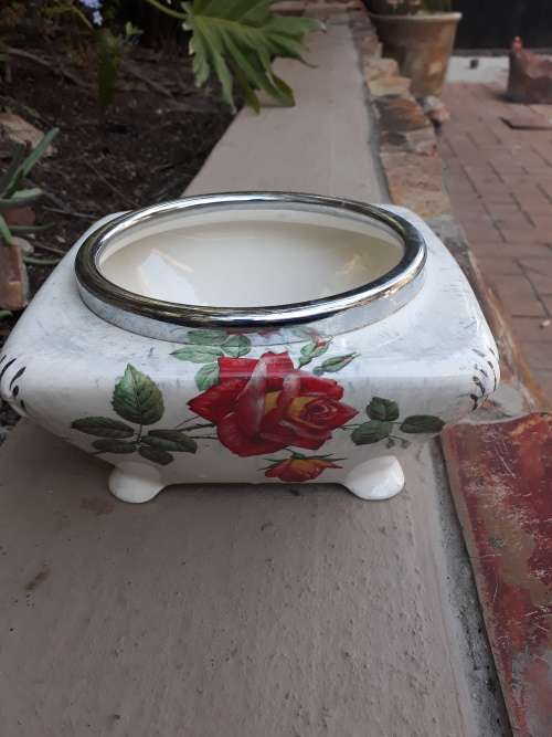 VINTAGE 1950'S MIDWINTER ENGLAND LARGE FRUIT BOWL OR VASE GORGEOUS ROSE PATTERN