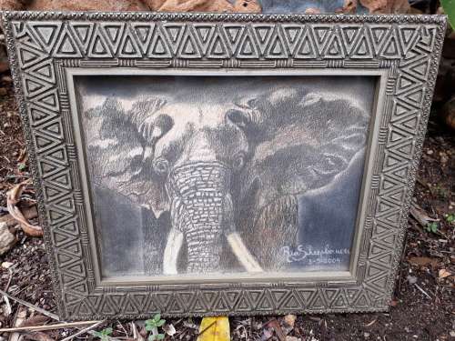 BEAUTIFUL FRAMED DEPICTION OF AN ELEPHANT BY RIA SCHEEPBOUWER PENCIL & WATER COLOUR WASH