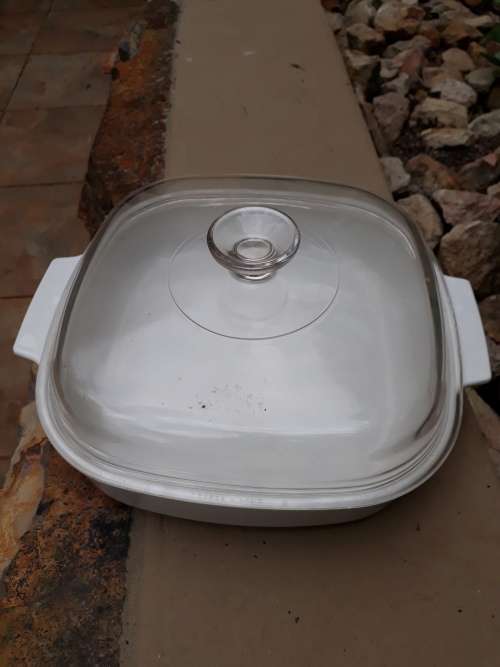 FAB CORNING WARE MICROWAVE PLUS LARGE DISH WITH LID BROWNING MW-A-10B