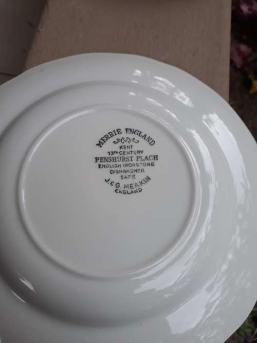 J & G MEAKIN VERY PRETTY BLUE & WHITE "MERRIE ENGLAND" SIDE PLATE FLORAL  ESTATE ETC