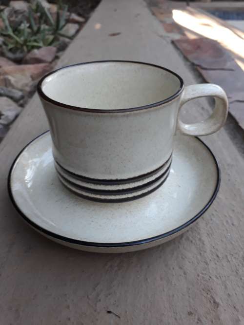 VINTAGE DENBY ENGLAND STONEWARE CUP & SAUCER BROWN TRIM, CREAM SPECKLED . GORGEOUS!
