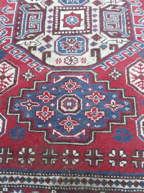 GEOMETRIC FLORAL ORIENTAL PERSIAN STYLED RUG IN DARK BLUE & DARK RED