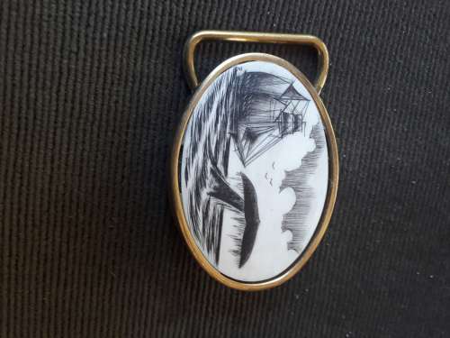VINTAGE 1985 BTS (AMERICAN) INITIALED BRASS BUCKLE SCRIMSHAW MARINER WHALE and FRIGATE