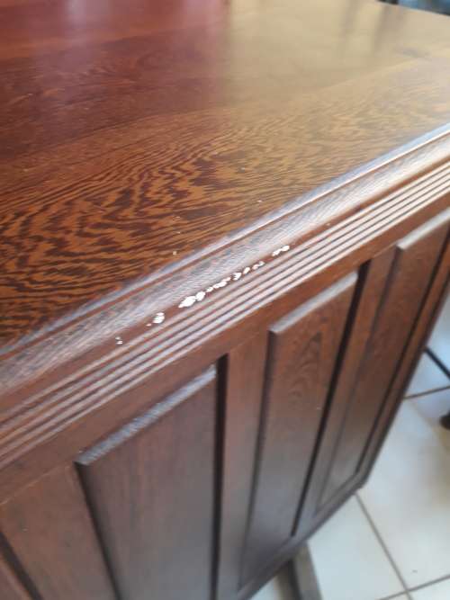 FOR TOMPRI3325 VINTAGE PARTRIDGE WOOD CREDENZA